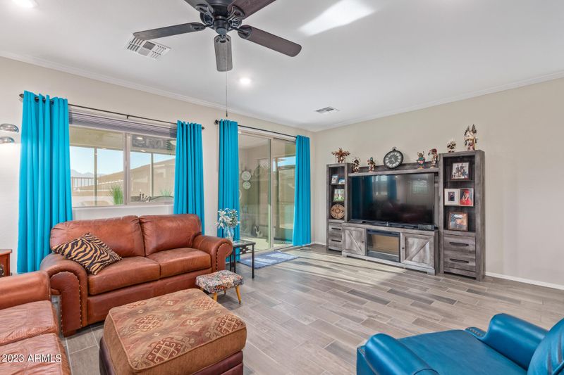 8652 N 172nd Dr, Waddell, AZ 85355