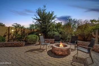 8653 Ivy St, Mesa, AZ 85207