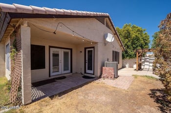 8653 Paradise Ln, Peoria, AZ 85382