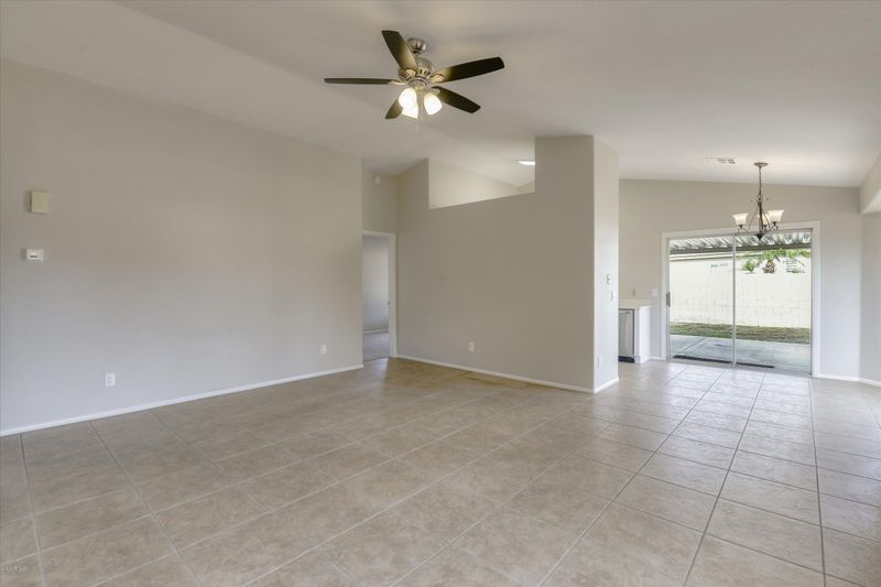 8657 N 108th Ln, Peoria, AZ 85345