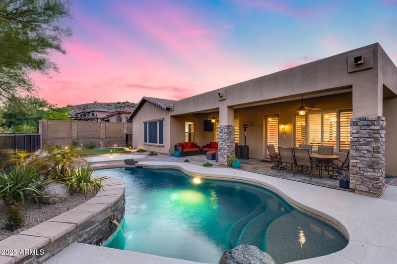 8657 Rowel Rd, Peoria, AZ 85383