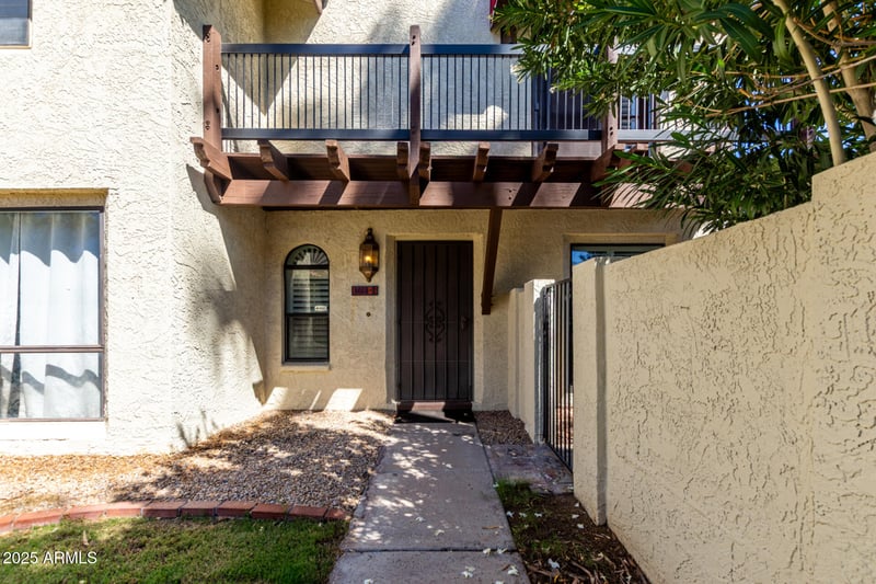 8658 51st St #2, Phoenix, AZ 85044