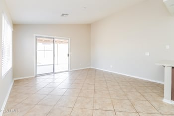8658 Capri Ave, Mesa, AZ 85208