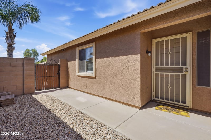 8658 Natal Ave, Mesa, AZ 85209