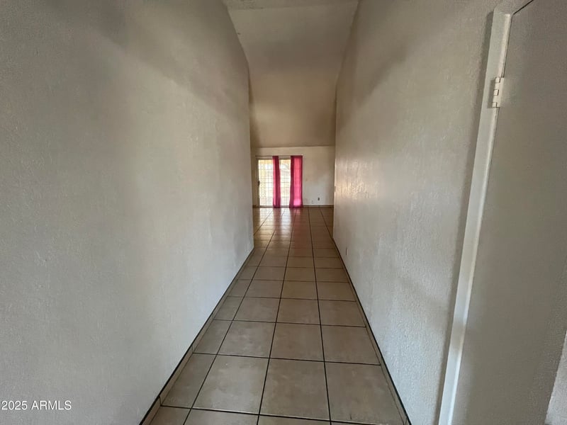 8658 Earll Dr, Phoenix, AZ 85037