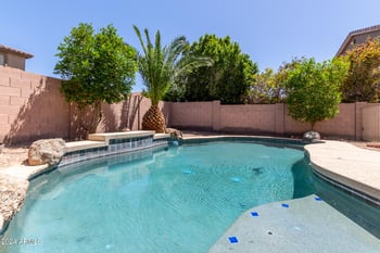 866 W Glenmere Dr, Chandler, AZ 85225