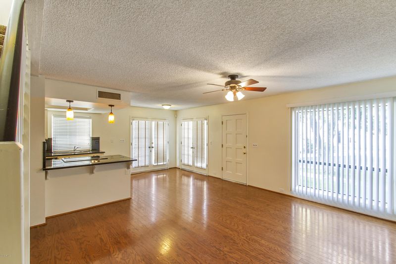 8662 S 51st St #3, Phoenix, AZ 85044