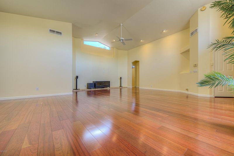 8663 E Via De Mccormick St, Scottsdale, AZ 85258