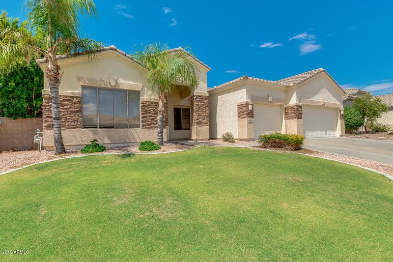 8664 E Halifax St, Mesa, AZ 85207