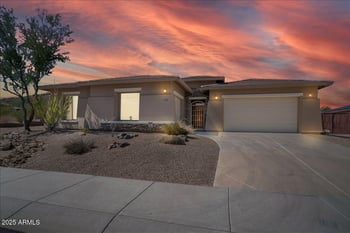 8666 Lariat Ln, Peoria, AZ 85383