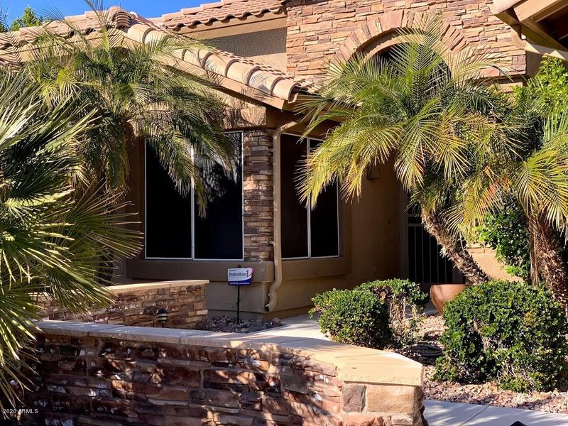 8672 W Escuda Dr, Peoria, AZ 85382