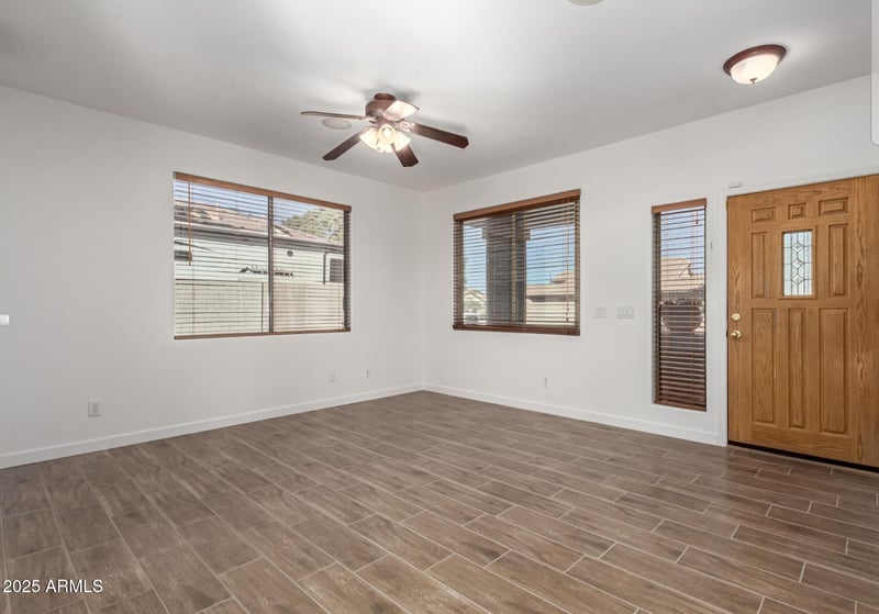 8676 96th Ln, Peoria, AZ 85345