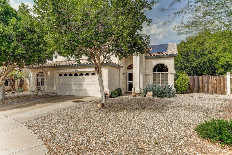 868 W Lobster Trap Dr, Gilbert, AZ 85233