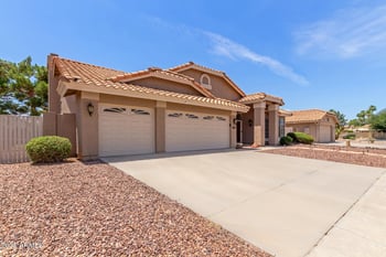 869 Emerald Island Dr, Gilbert, AZ 85233