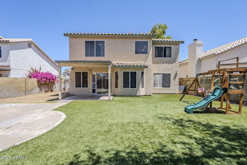 869 W Shellfish Dr, Gilbert, AZ 85233