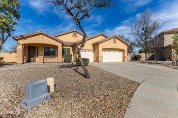 8690 W Morten Ave, Glendale, AZ 85305