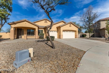 8690 Morten Ave, Glendale, AZ 85305
