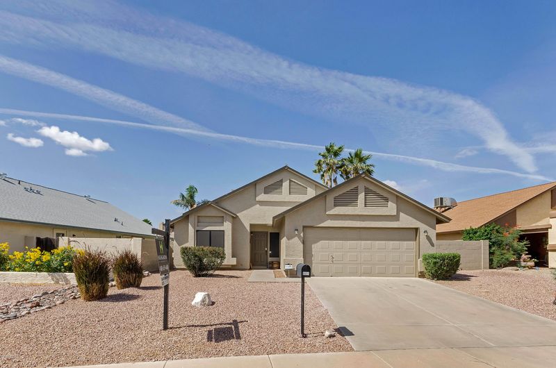 8691 E Belleview Pl, Scottsdale, AZ 85257