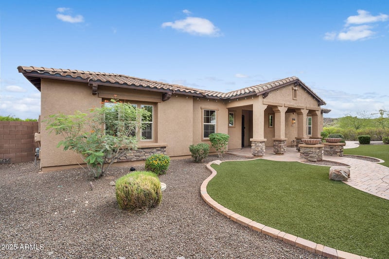 8691 Questa Dr, Peoria, AZ 85383