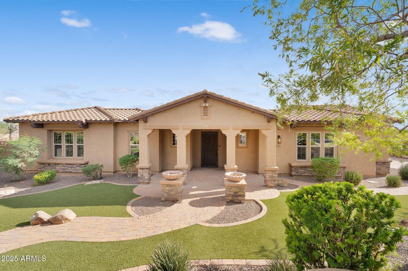 8691 Questa Dr, Peoria, AZ 85383