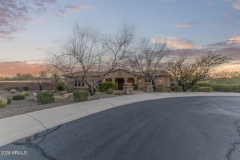 8691 Questa Dr, Peoria, AZ 85383