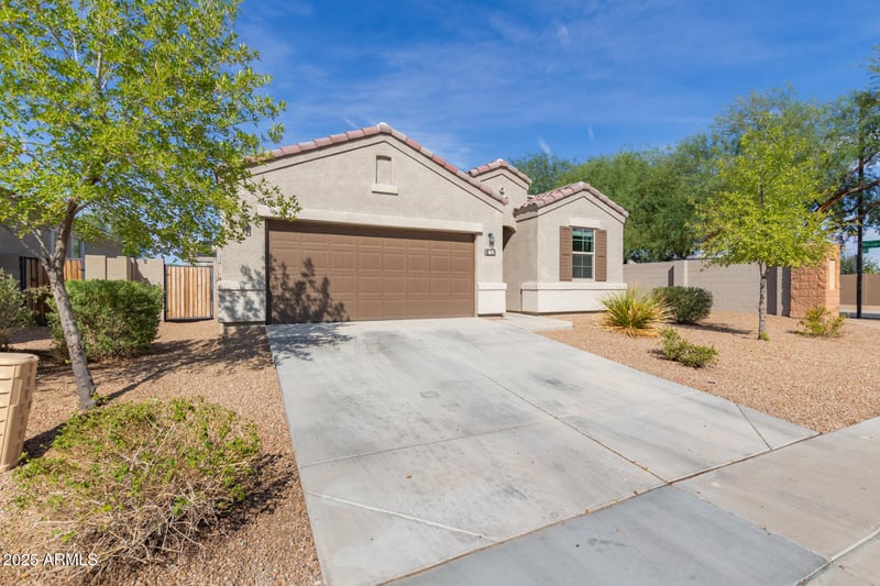 8693 257th Ave, Buckeye, AZ 85326