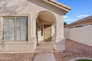 870 Page Ave, Gilbert, AZ 85233