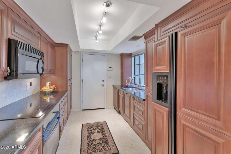 8700 Mountain View Rd #1013, Scottsdale, AZ 85258