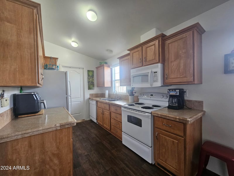 8700 University Dr #545, Mesa, AZ 85207