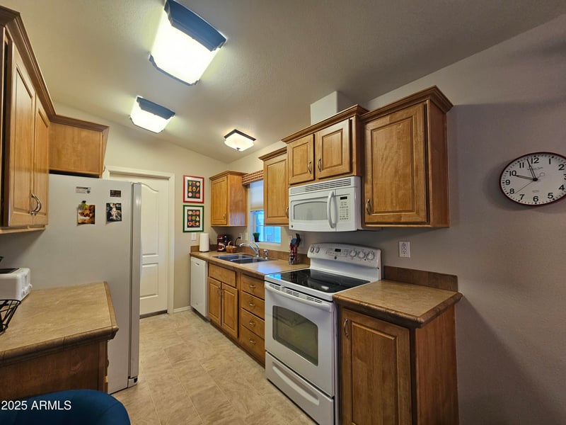 8700 University Dr #615, Mesa, AZ 85207