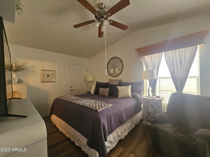 8700 University Dr #649, Mesa, AZ 85207