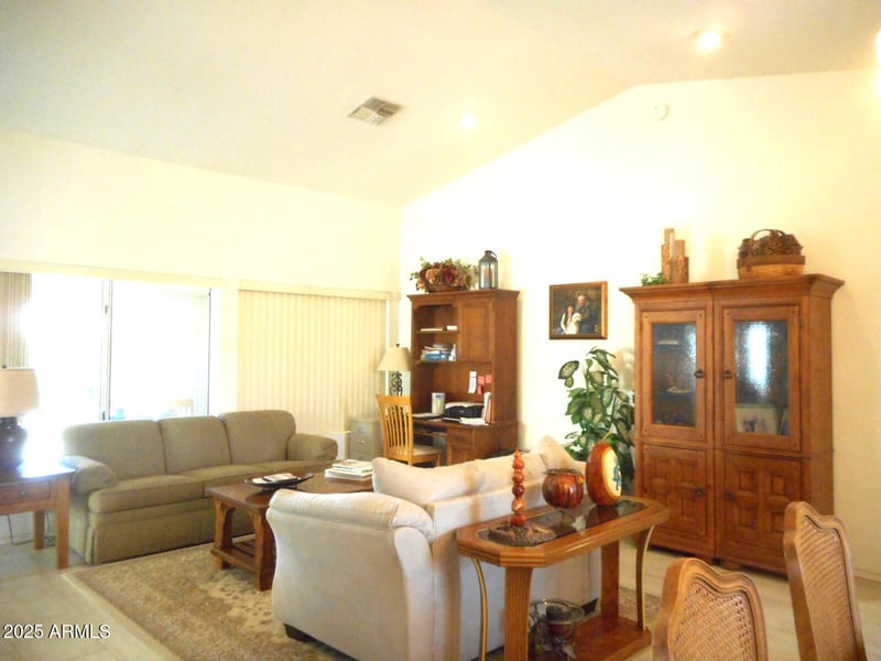 8701 Behrend Dr, Peoria, AZ 85382