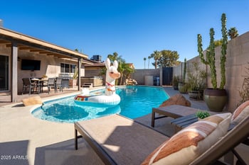 8701 Columbus Ave, Scottsdale, AZ 85251
