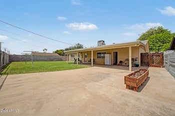 8701 Vernon Ave, Scottsdale, AZ 85257