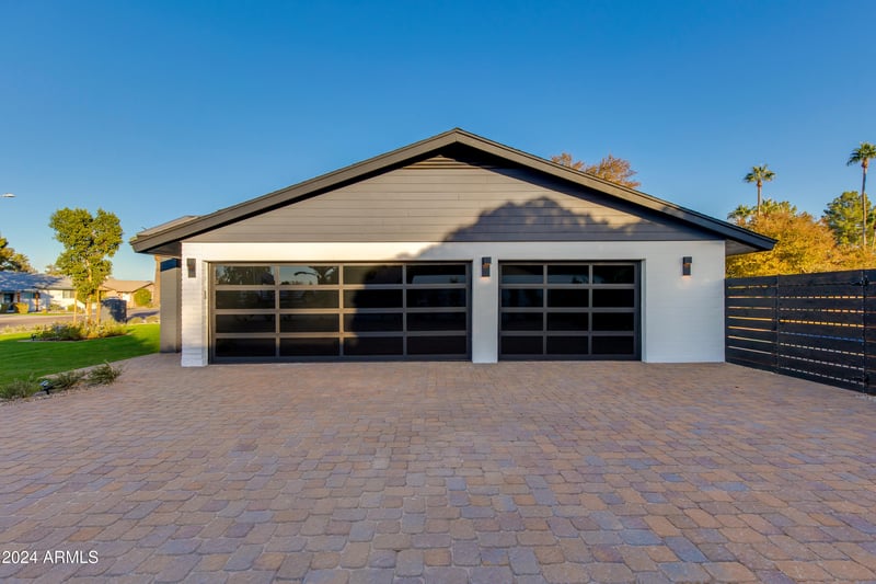 8701 Highland Ave, Scottsdale, AZ 85251