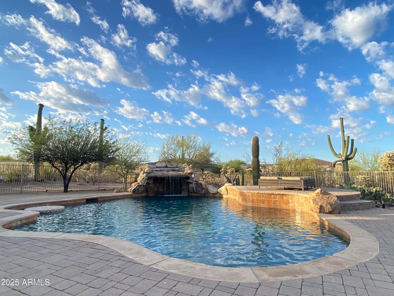 8703 Nora St, Mesa, AZ 85207