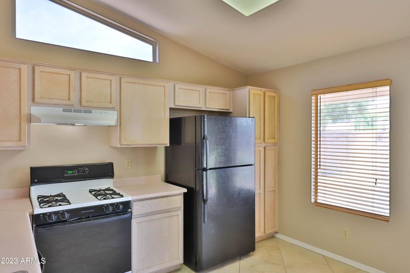 8704 E Calypso Ave, Mesa, AZ 85208