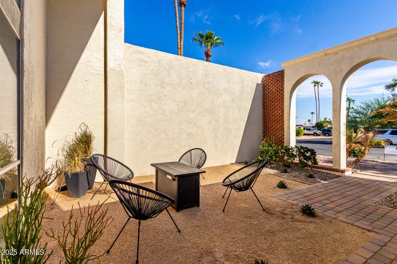 8706 Devonshire Ave, Scottsdale, AZ 85251