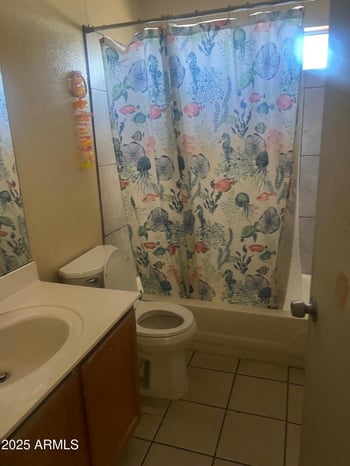 8706 Lewis Ave, Phoenix, AZ 85037