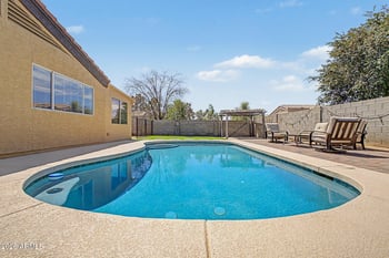 8706 W Stanley A Goff Dr, Tolleson, AZ 85353