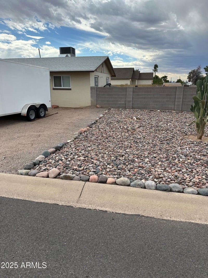 8707 Butte St, Mesa, AZ 85207