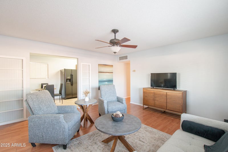 8707 Butte St, Mesa, AZ 85207