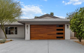 8707 Clarendon Ave, Scottsdale, AZ 85251