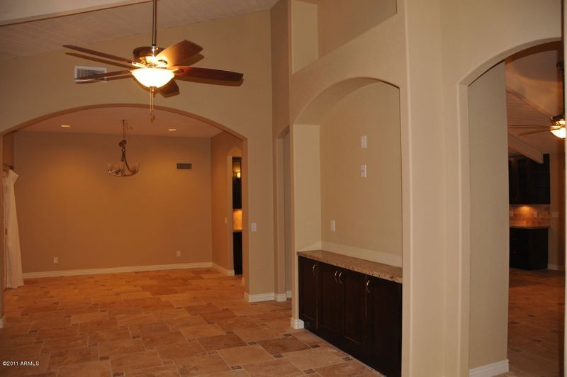 8707 E San Lorenzo Dr, Scottsdale, AZ 85258