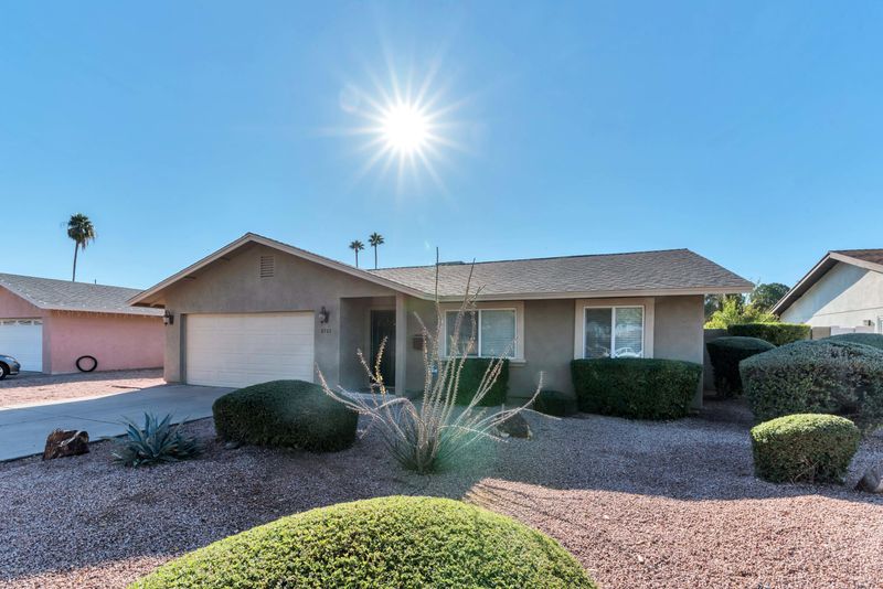 8707 E Whitton Ave, Scottsdale, AZ 85251