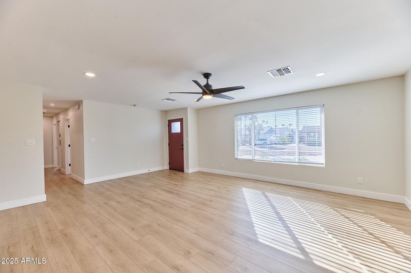 8708 E Jackrabbit Rd, Scottsdale, AZ 85250