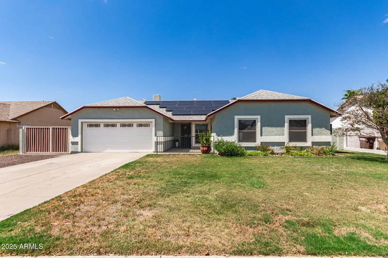 8708 Golden Ln, Peoria, AZ 85345