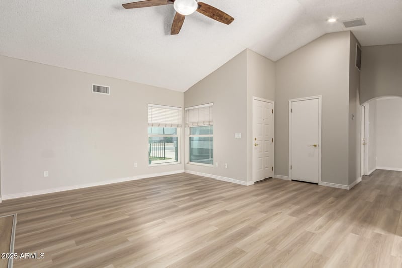 8708 Golden Ln, Peoria, AZ 85345