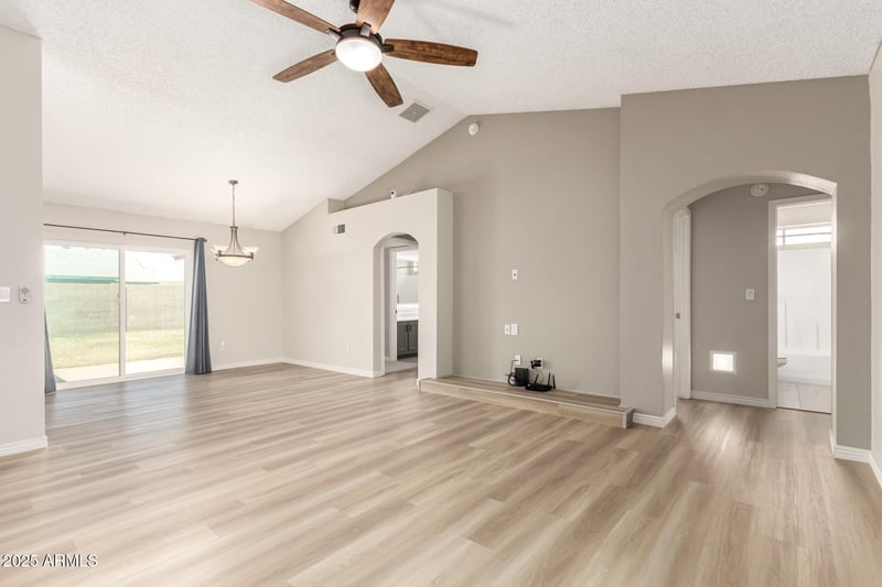 8708 Golden Ln, Peoria, AZ 85345
