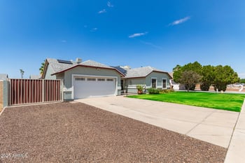 8708 Golden Ln, Peoria, AZ 85345